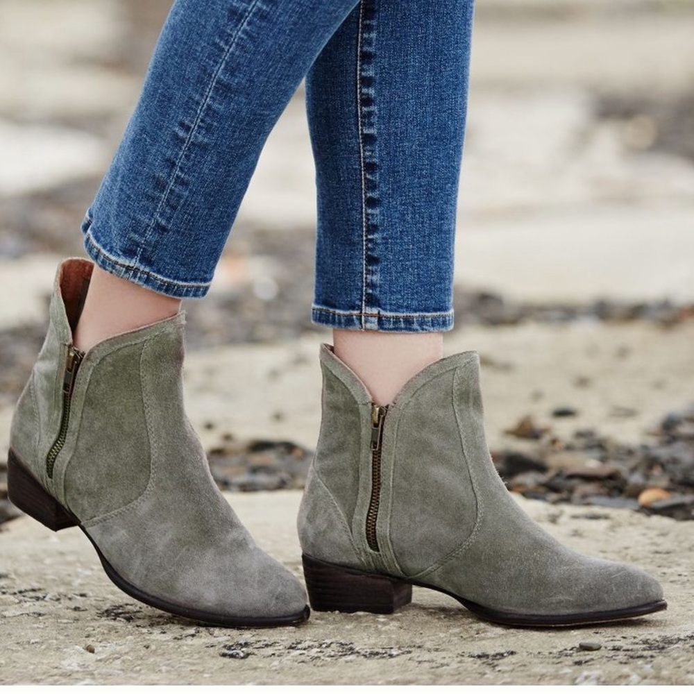 Seychelles lucky penny suede women’s ankle boots taupe size 9.5